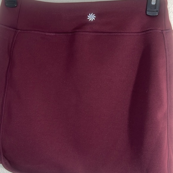 Athleta Tech Stretch Wanderer Burgundy Red Fleece Lined mini skirt Comfy - Picture 7 of 10